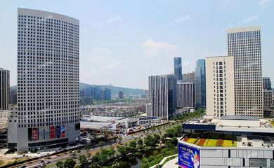 一拍地,中介就害怕!8月,土拍政策調整,樓面起價開始下跌?